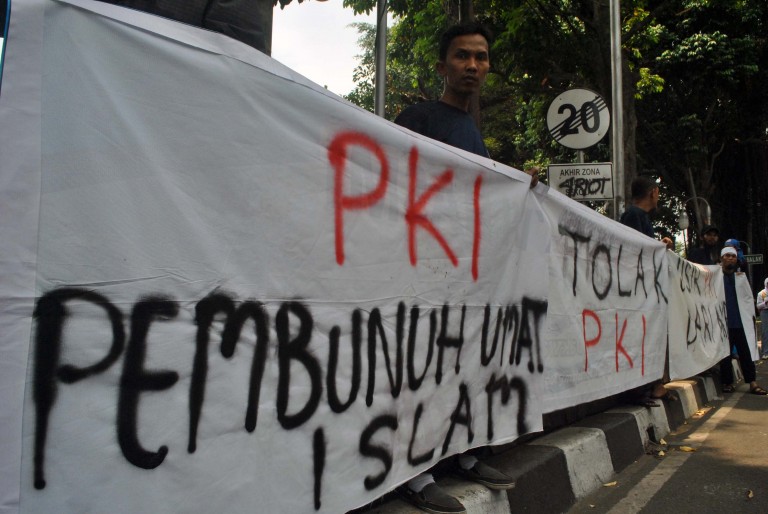 Media dan Kebangkitan PKI