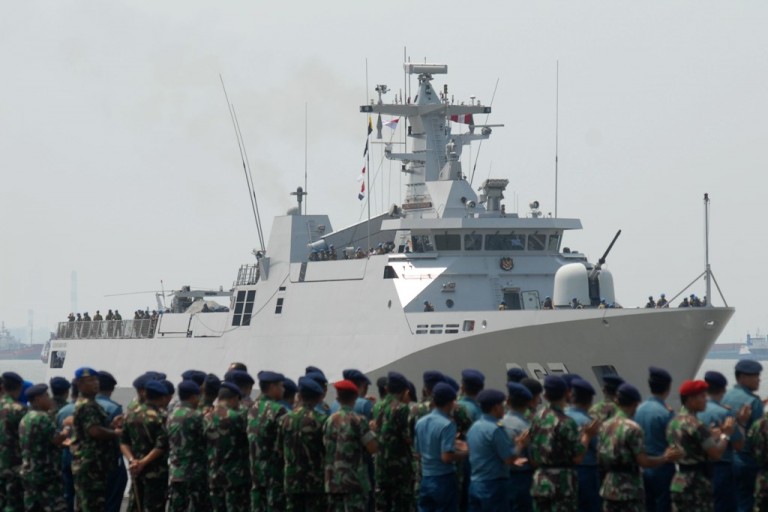 Modernisasi TNI AL: Ambisi Kapal Induk Giuseppe Garibaldi dan Tantangan Ekonomi Bangsa