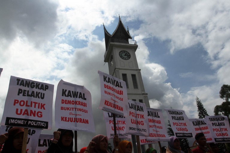 Pilkada Serentak: Pesta dan Pemiskinan Serentak