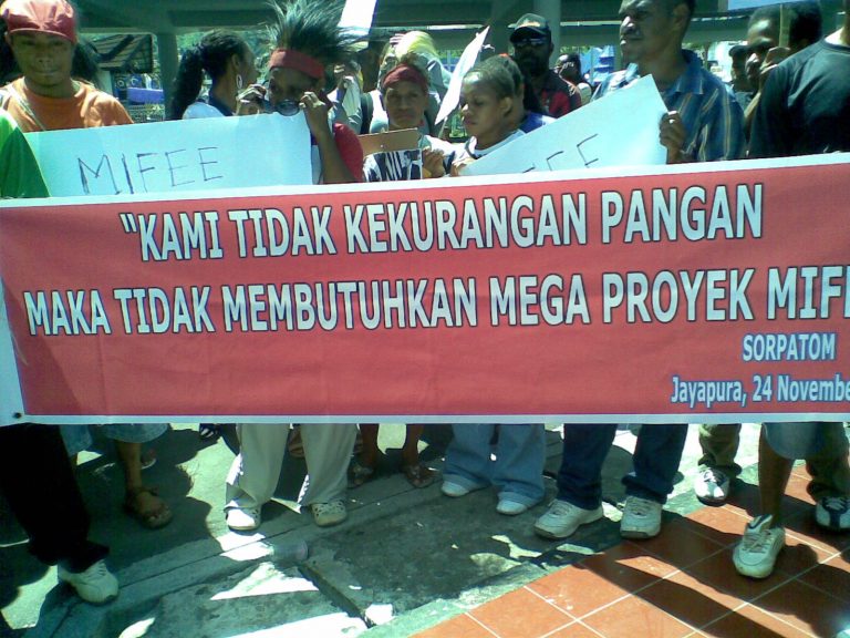 Tanah Air, Pasar, dan Neoliberalisme