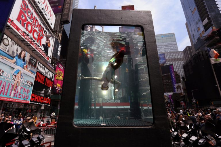 Dialektika Pembebasan dan Penundukan Sains dalam Kapitalisme