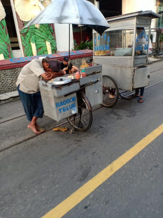 Gambar Pedagang Kecil