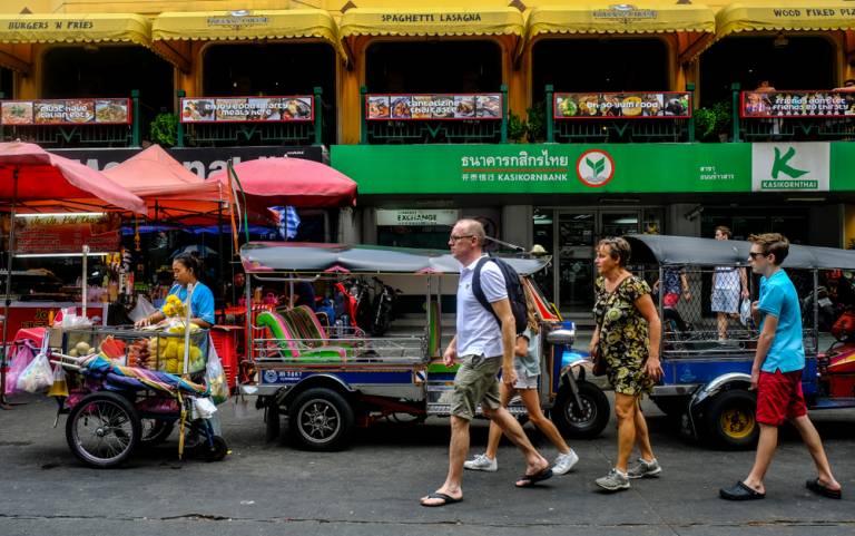 Tips Travelling ala Bule Kere