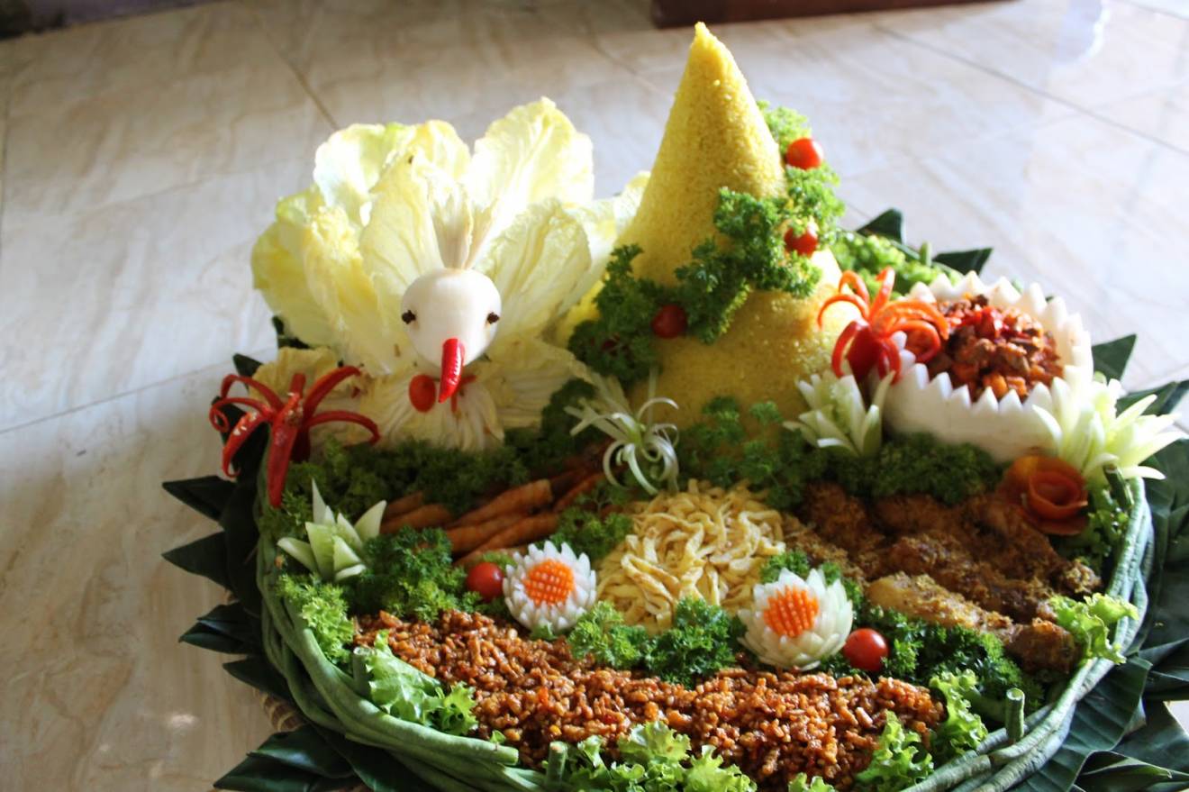  Tumpeng Robyong  Kearifan Lokal Pelestarian Lingkungan 