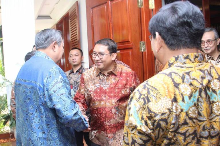 puisi sby fadli-zon-sby-geotimes