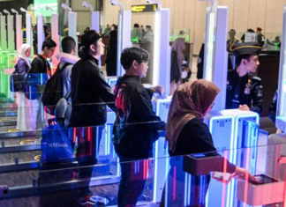 One Passenger, Multiple Authorities, Single Flow Automated e-Gates Aviation Security & Facilitation geotimes - One Passenger, Multiple Authorities, Single Flow Automated e-Gates Aviation Security & Facilitation